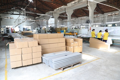 世峻弘茂生產(chǎn)基地17 世峻弘茂生產(chǎn)基地17