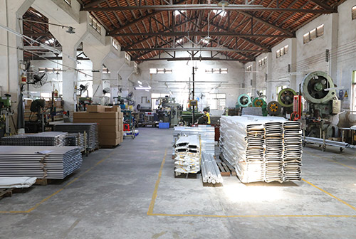 世峻弘茂生產(chǎn)基地21 世峻弘茂生產(chǎn)基地21