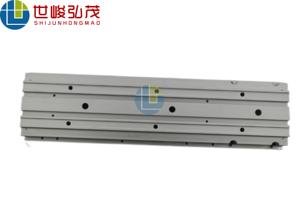 LED路燈龍骨深加工鋁型材-1